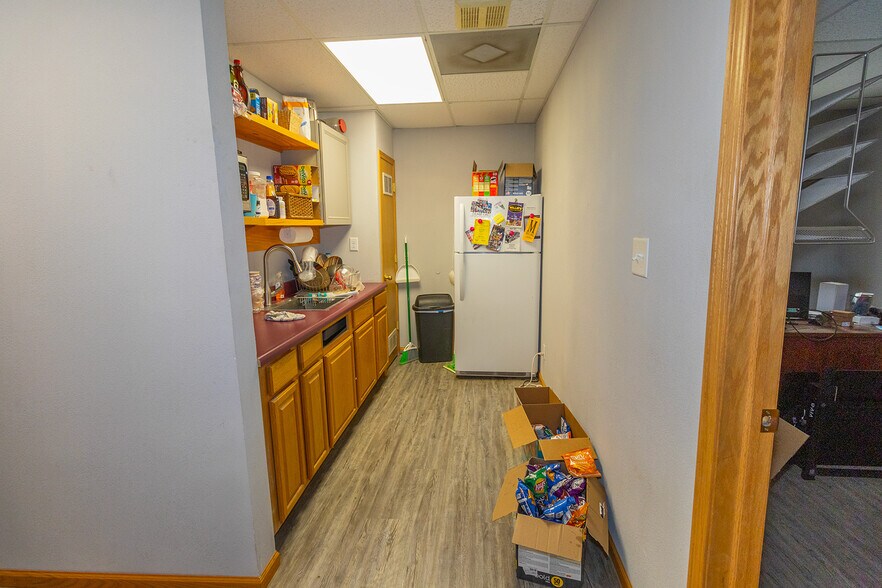 More Photos Of 1919 W Central Ave, El Dorado Warehouse For Lease