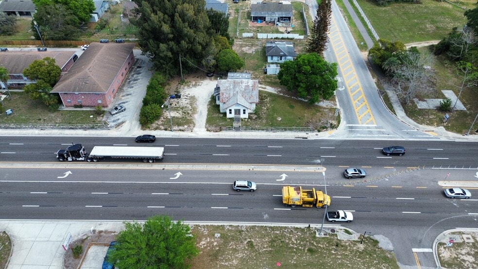Primary Photo Of 980 S Lake Shore Way, Lake Alfred Multifamily For Sale