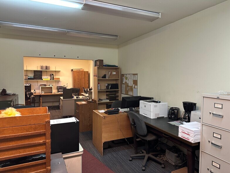 More Photos Of 1475 Yosemite Ave & 1450 Armstrong Ave, San Francisco Manufacturing For Lease
