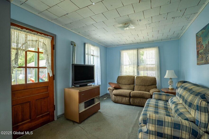 More Photos Of 4140 County Route 48, Argyle Specialty For Sale