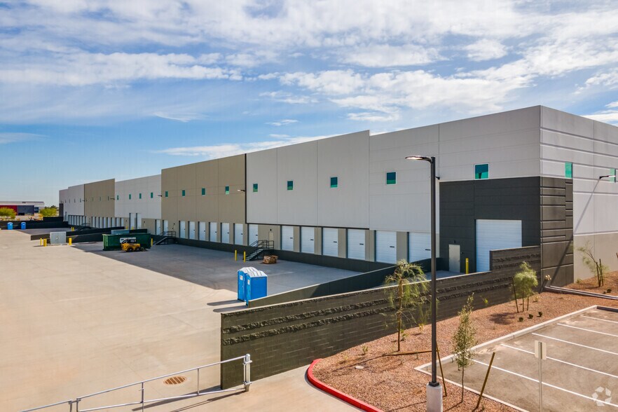 More Photos Of 855 N 107th Ave, Avondale Unknown For Lease