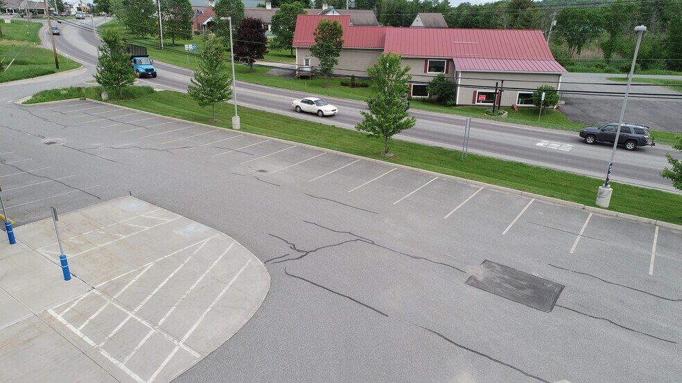 More Photos Of 4730 Us Route 5, Newport Drugstore For Lease