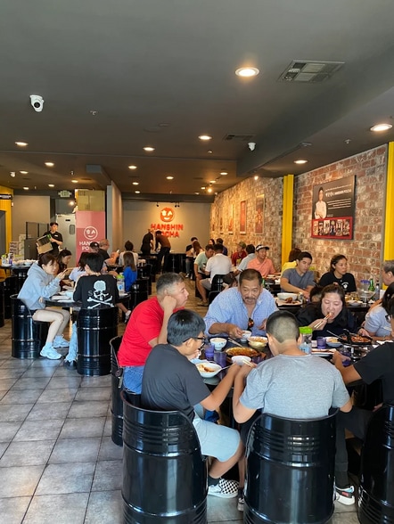More Photos Of 18902 E Gale Ave, Rowland Heights Restaurant For Lease