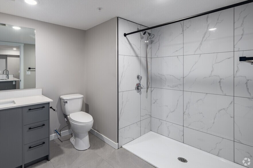 More Photos Of 80 Sage Hill Rd NW, Calgary Apartments For Lease