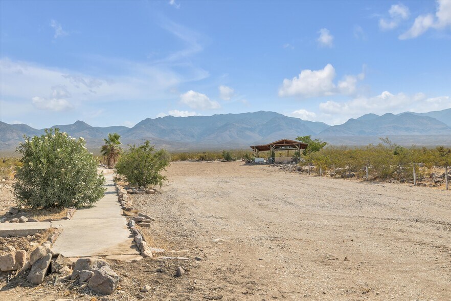More Photos Of Highway 160 & Ohio Road @ Sapphire Rds (Ohio Rd), Pahrump Land For Sale