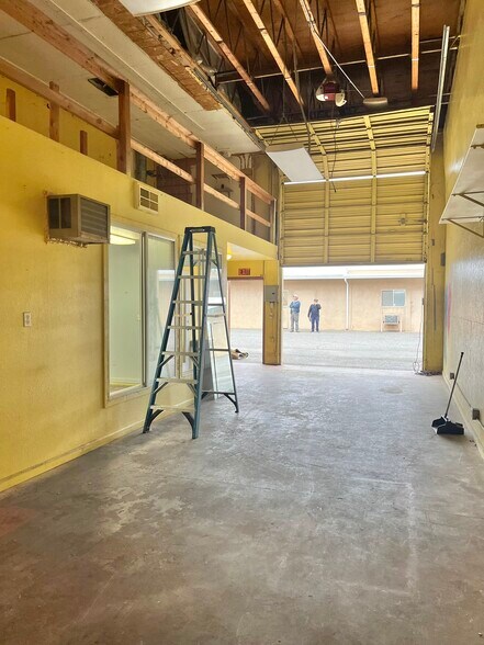 More Photos Of 1182-1200 Market St, Yuba City Warehouse For Lease