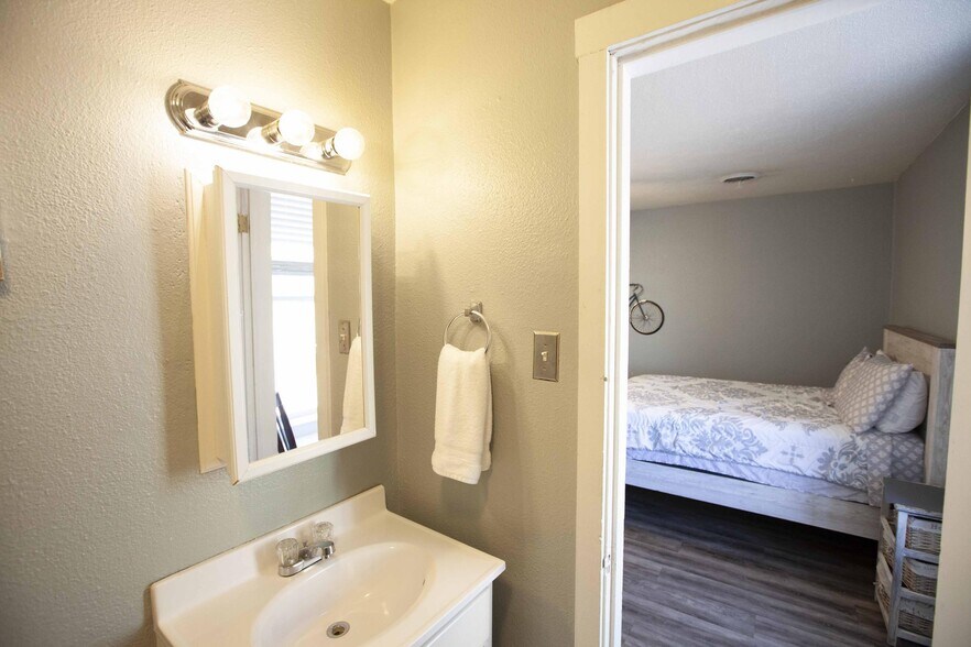 More Photos Of 341 N Commercial St, Trinidad General Retail For Sale