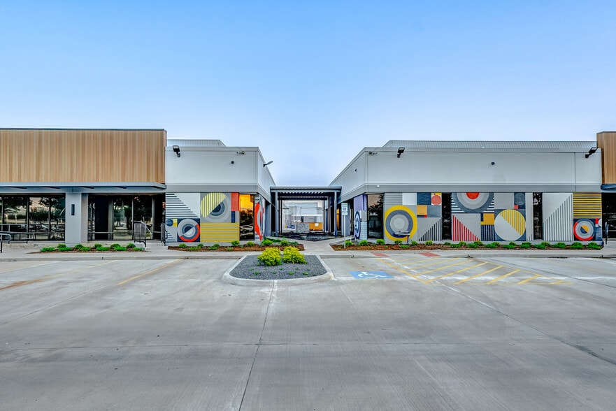 More Photos Of 8901-8933 Interchange Dr, Houston Unknown For Lease