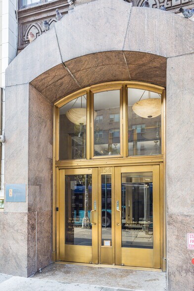 More Photos Of 154 W 14th St, New York Office For Lease