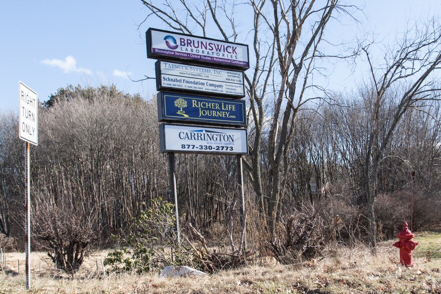 More Photos Of 200 Turnpike Rd, Southborough Research And Development For Lease