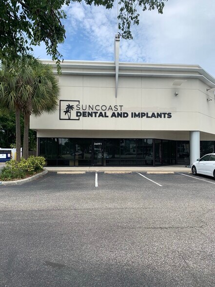 More Photos Of 35801-36091 US Hwy 19 N, Palm Harbor Freestanding For Lease
