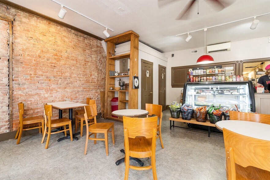 More Photos Of 100 W German St, Shepherdstown Storefront Retail Residential For Sale