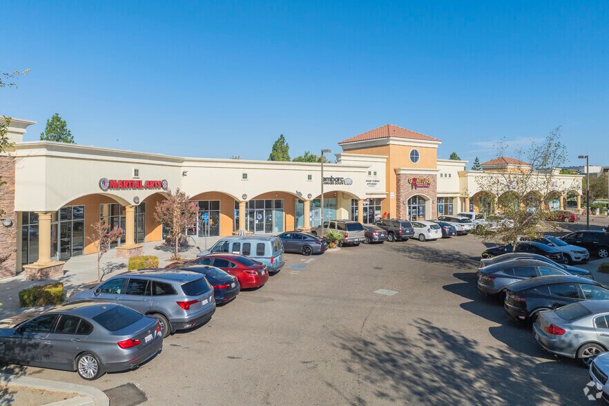 More Photos Of 2706-2846 Pavilion Pky, Tracy General Retail For Lease
