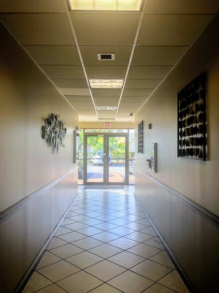 More Photos Of 160 NW 176th St, Miami Gardens Office For Lease