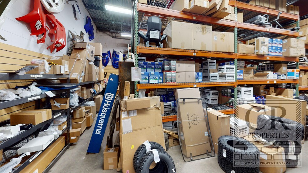 More Photos Of 1680 Route 9G, Hyde Park Freestanding For Sale