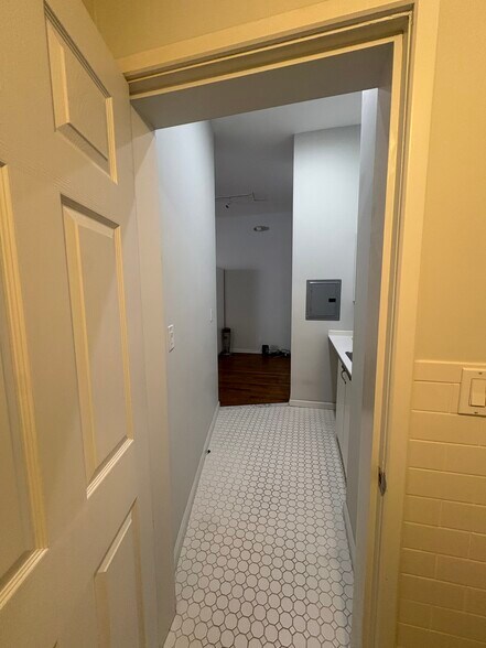 More Photos Of 63 Second Ave, New York Apartments For Lease