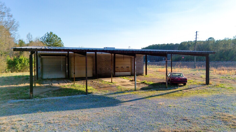 More Photos Of 10 Doyle Rd SE, Lindale Flex For Sale