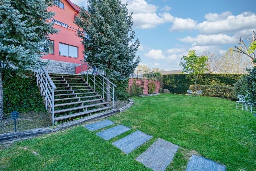 More Photos Of , Cercedilla Hotel For Sale