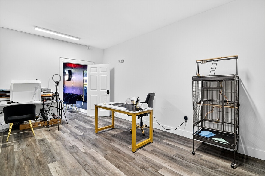 More Photos Of 97 Newport Ave, Somerset Storefront Retail Residential For Lease