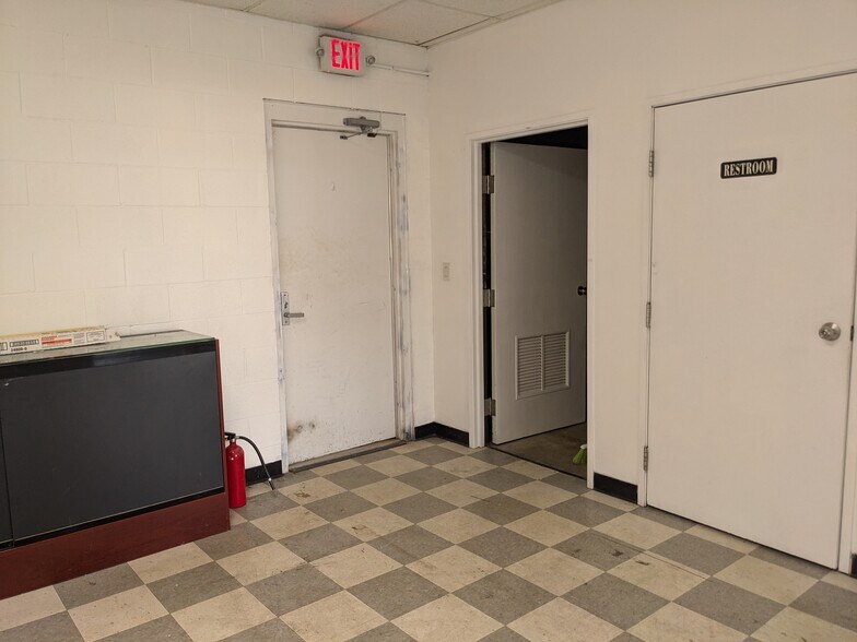 More Photos Of 2375 Cedar St, Holt Unknown For Lease
