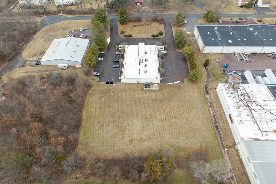 More Photos Of 220 Stahl Rd, Harleysville Research And Development For Sale
