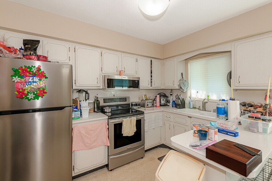 More Photos Of 321 SE 1st Ave, Pompano Beach Multifamily For Sale