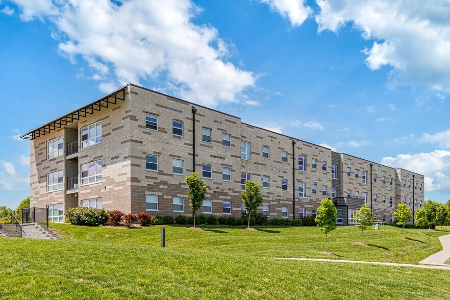 Primary Photo Of 1100 Campus Lake Dr, Cottleville Apartments For Sale