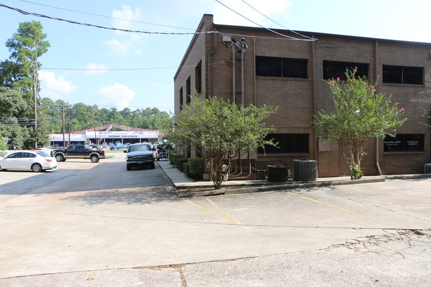 More Photos Of 3421 W Davis St, Conroe Medical For Lease
