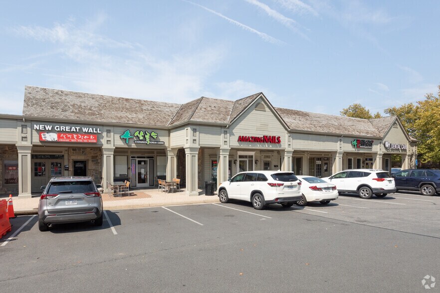 More Photos Of 13810-13860 Braddock Rd, Centreville Storefront For Lease