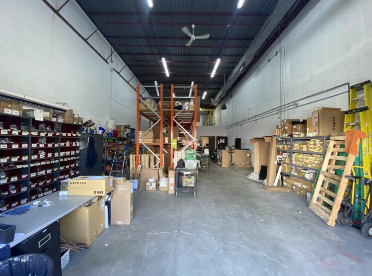 More Photos Of 5459 Canotek Rd, Gloucester Light Manufacturing For Sale