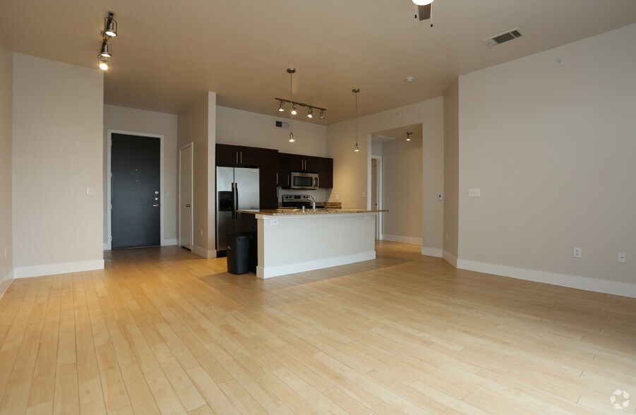 More Photos Of 4123 Cedar Springs Rd, Dallas Apartments For Lease