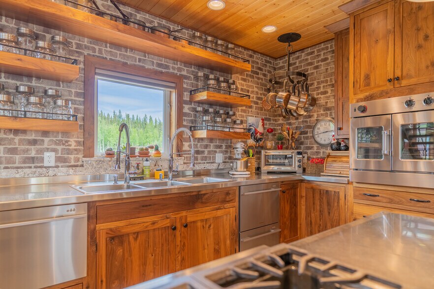 More Photos Of Quartz Lake, Delta Junction Lodge Meeting Hall For Sale