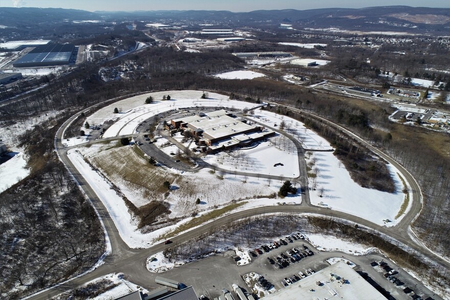 More Photos Of 220 Lasley Ave, Wilkes-Barre Office For Lease