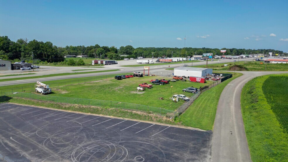 More Photos Of 10374 US Highway 431, Albertville General Retail For Sale