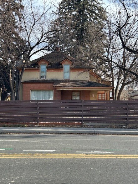 More Photos Of 1104-1108 E 1st St, Loveland General Retail For Lease