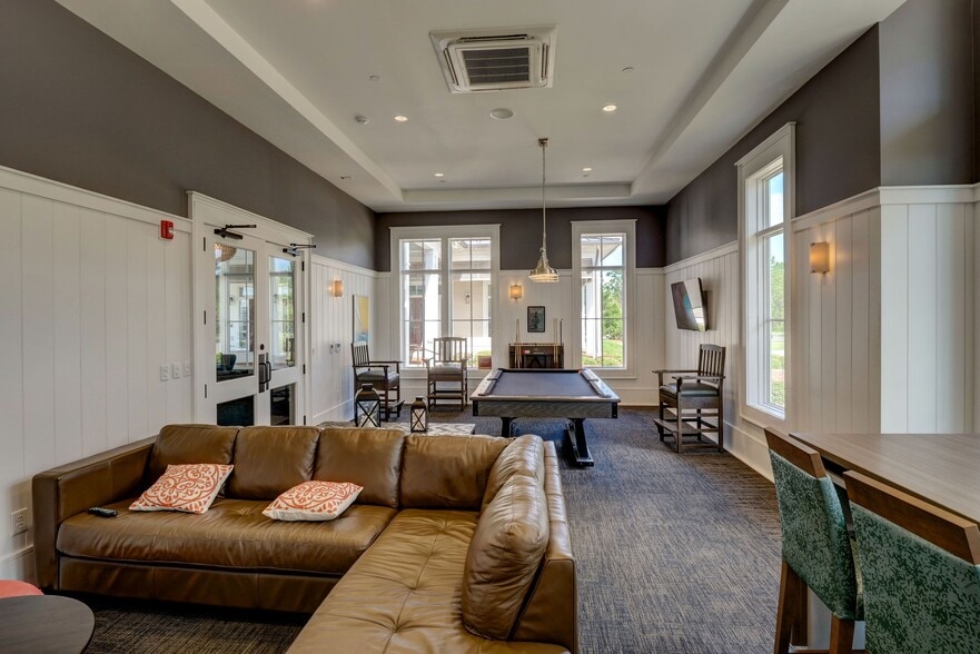 More Photos Of 162 Dugger Ln, Wilmington Apartments For Sale
