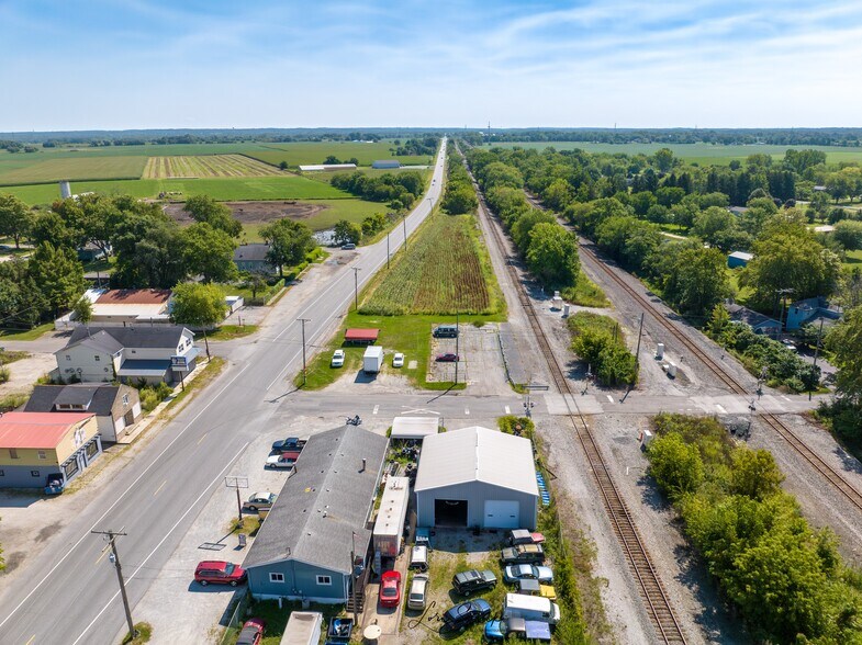More Photos Of 300 Railroad Ave, Wheeler Auto Repair For Sale