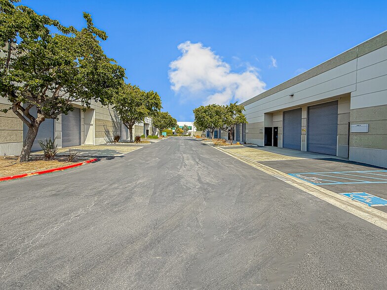 More Photos Of 2364 E Sturgis Rd, Oxnard Warehouse For Sale