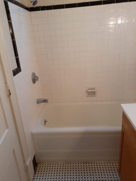 More Photos Of 112 School St, Clinton Multifamily For Sale