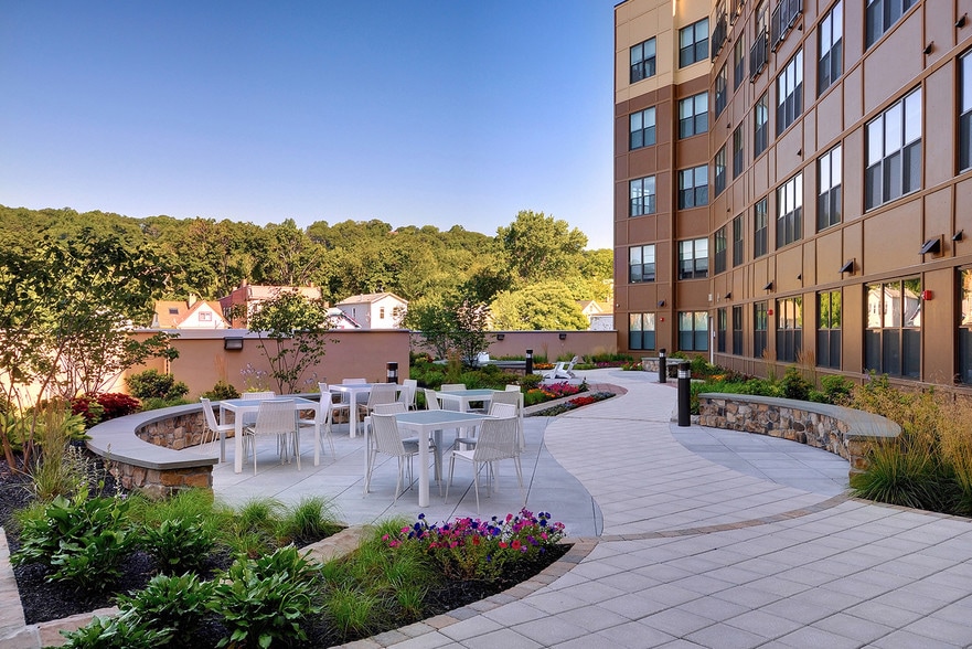 More Photos Of 28 Valley, Montclair Coworking Space