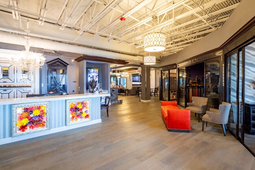More Photos Of 21660 W Field Pky, Deer Park Office For Sale