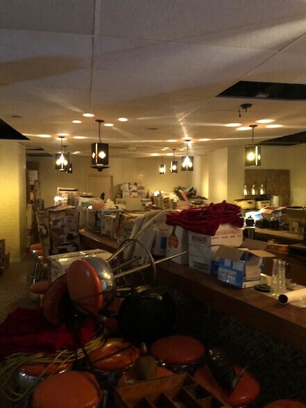 More Photos Of 506 Forest Home Dr, Francis Creek Apartments For Sale
