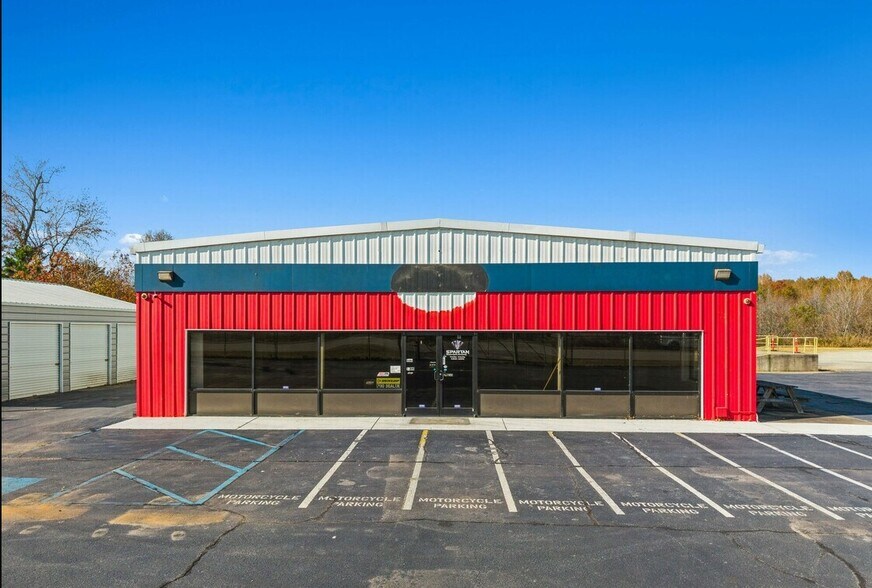 Primary Photo Of 50 Fairview Church Rd, Spartanburg Showroom For Lease