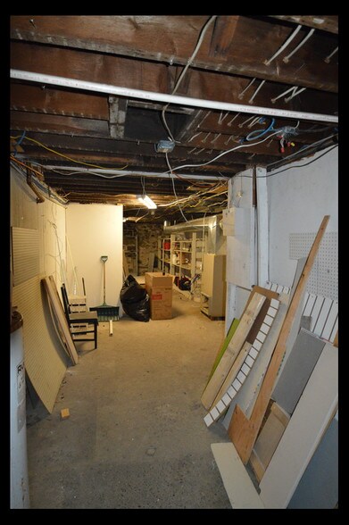 More Photos Of 567 Washington St, Brighton Storefront Retail Office For Lease