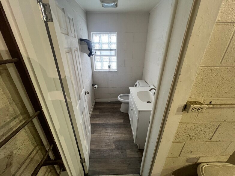 More Photos Of 1211 E 286th St, Euclid Manufacturing For Sale