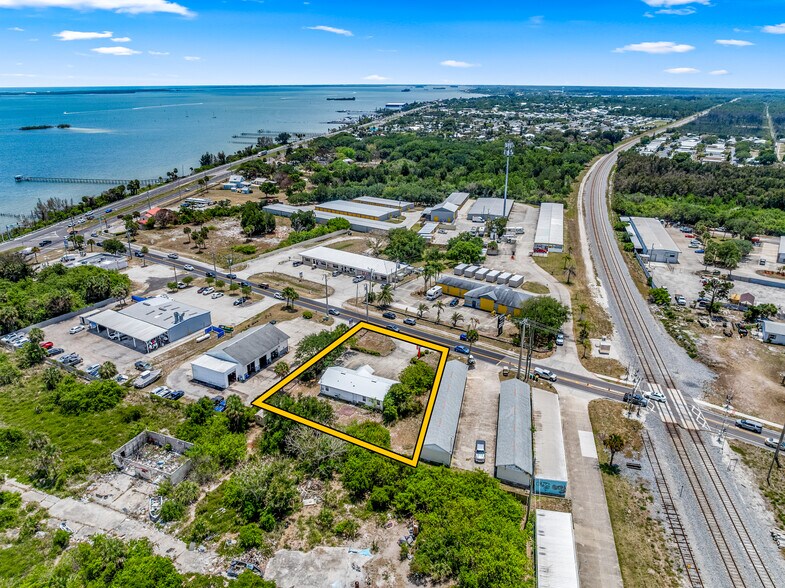 More Photos Of 5660 Micco Rd, Micco Office For Sale