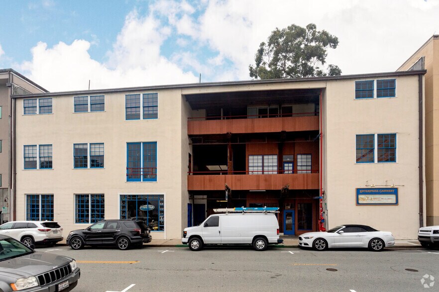 More Photos Of 225 Cannery Row, Monterey Office For Sale