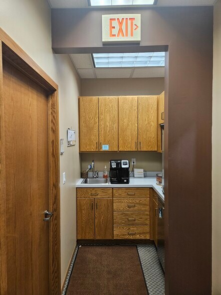 More Photos Of 818 Main Ave, Fargo Office For Sale