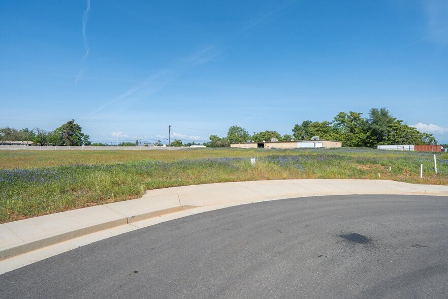 Primary Photo Of Airport Rd @ Rancho Rd, Redding Land For Sale