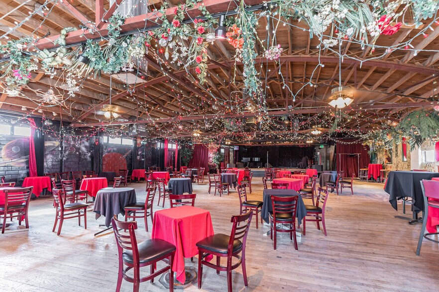 More Photos Of 2195-2199 California St, Denver Restaurant For Sale